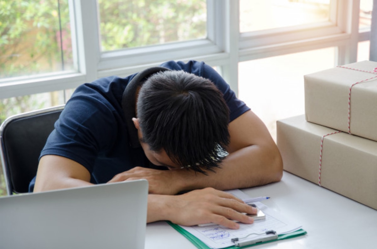 Suka Ngantuk di Kantor? Jangan Sampai The Lazy Hour Menguasai Diri, Bro!